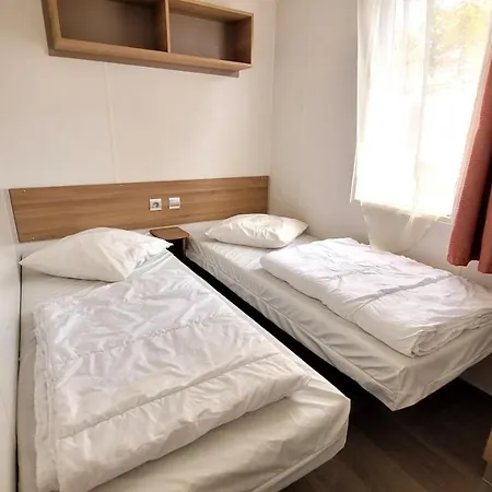 Chalet Le Corail - Camping Du Bois Masson *